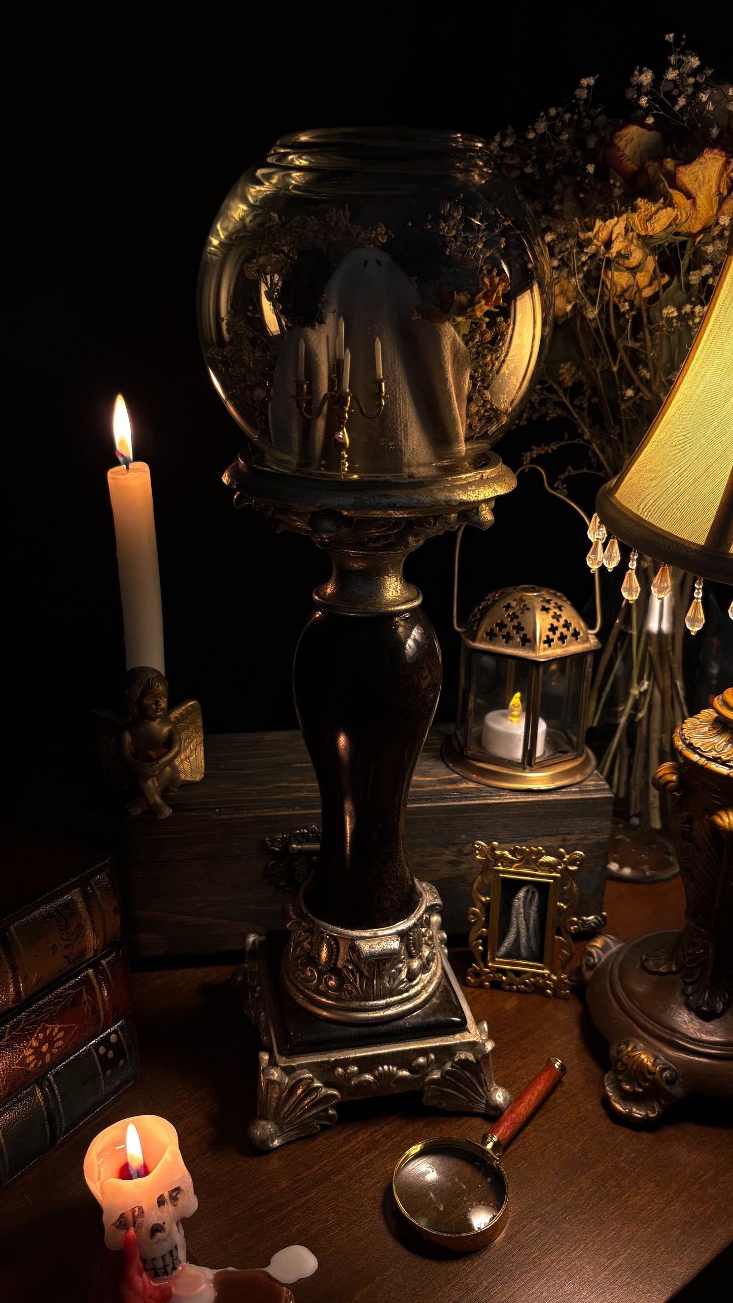 Large Ornate Sheet ghost cloche