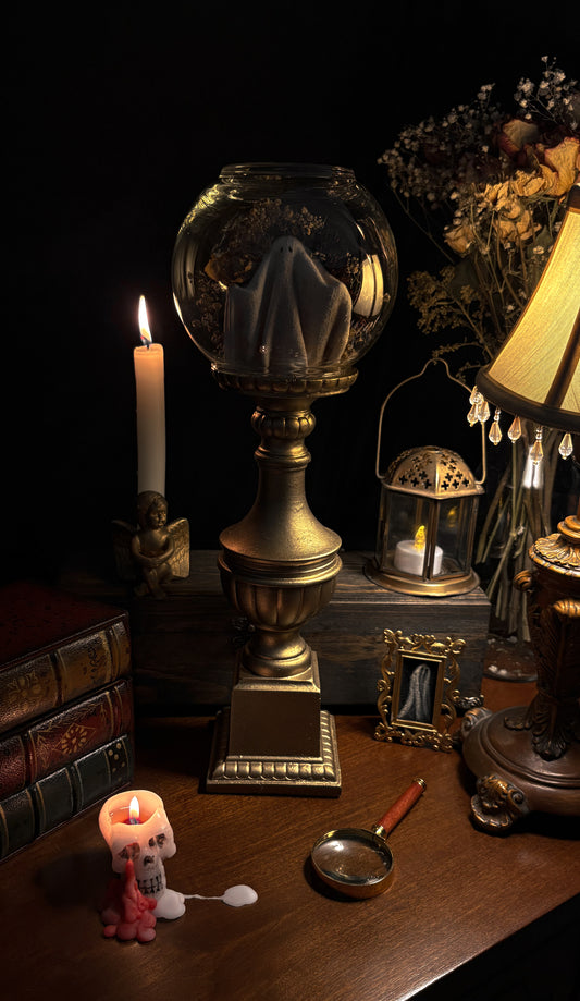 Large sheet ghost cloche